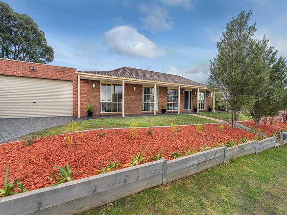 90 Darling Way, Narre Warren VIC 3805