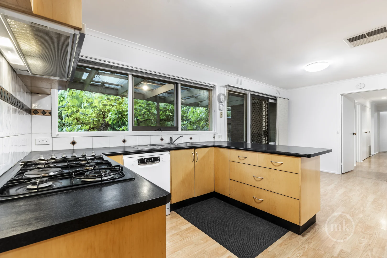 Additional image 4 of 40 Kirwana Grove, Montmorency VIC 3094