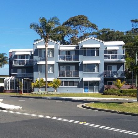 Picture of 8/17 Golf Avenue, MOLLYMOOK NSW 2539