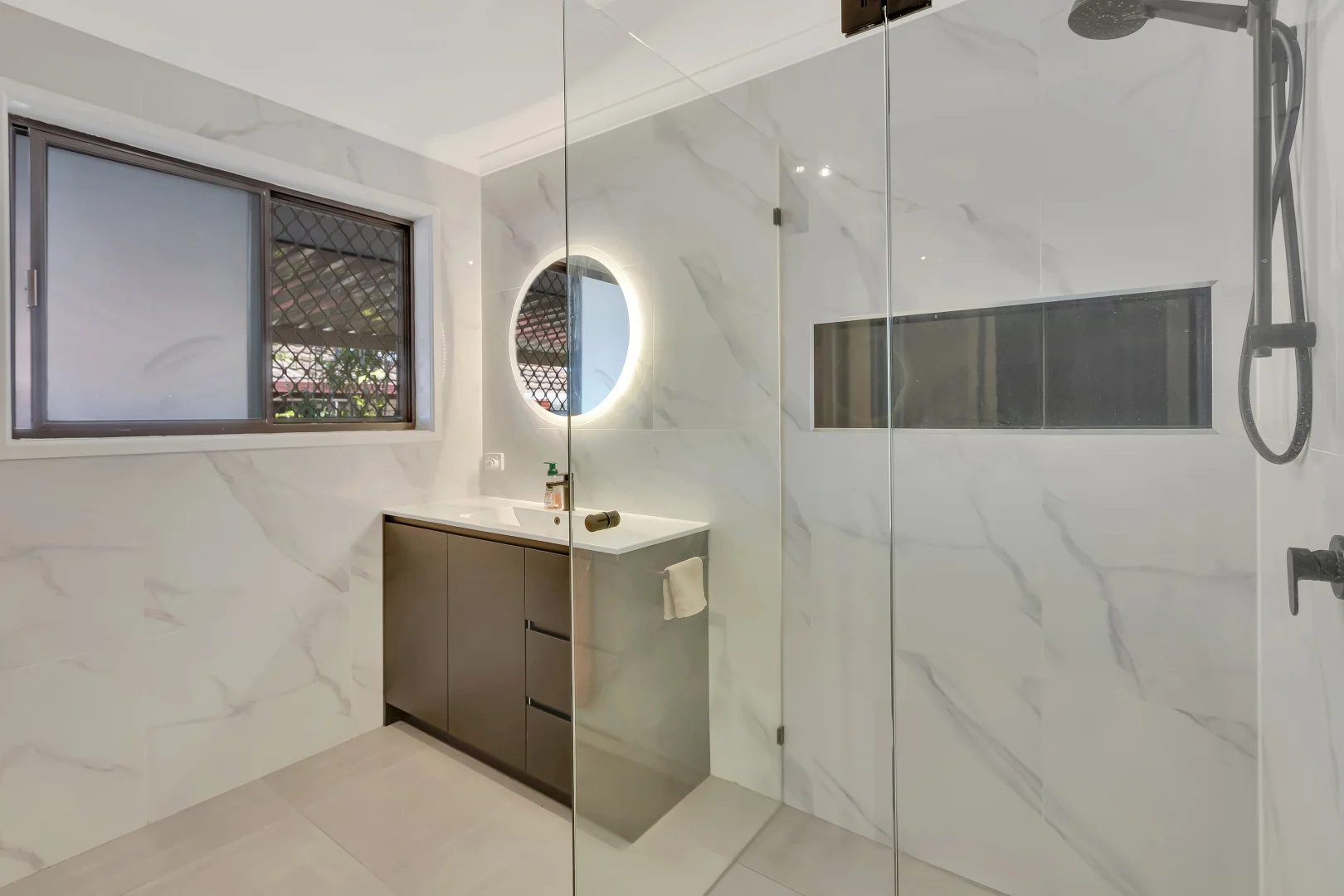 Additional image 12 of 2/55 Government Road, Labrador QLD 4215