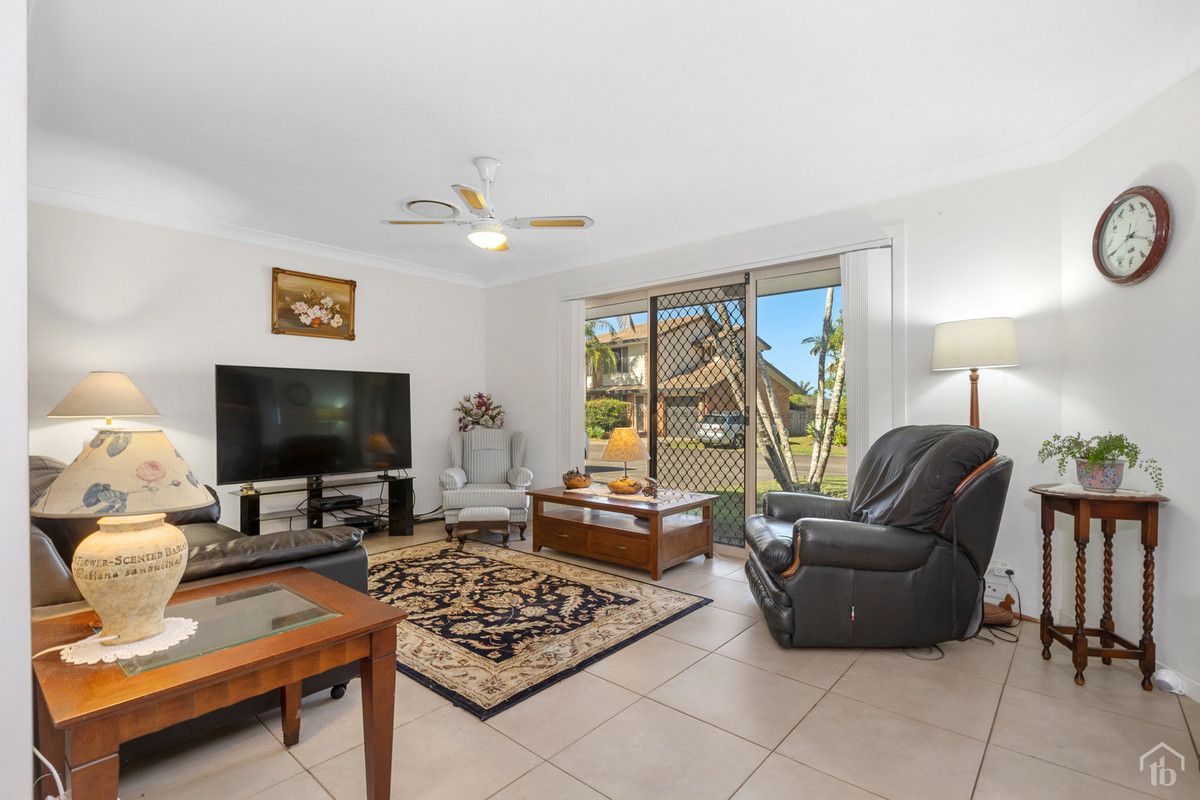 10/3-19 Amaroo Drive, Banora Point NSW 2486, Image 2