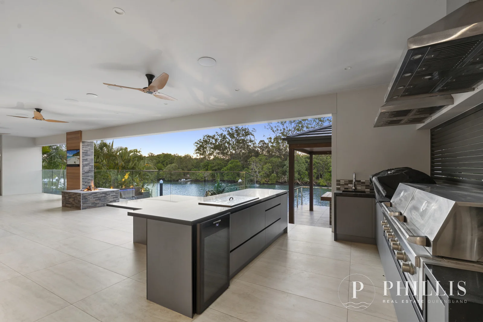Additional image 16 of 2515 Cressbrook Drive, Hope Island QLD 4212