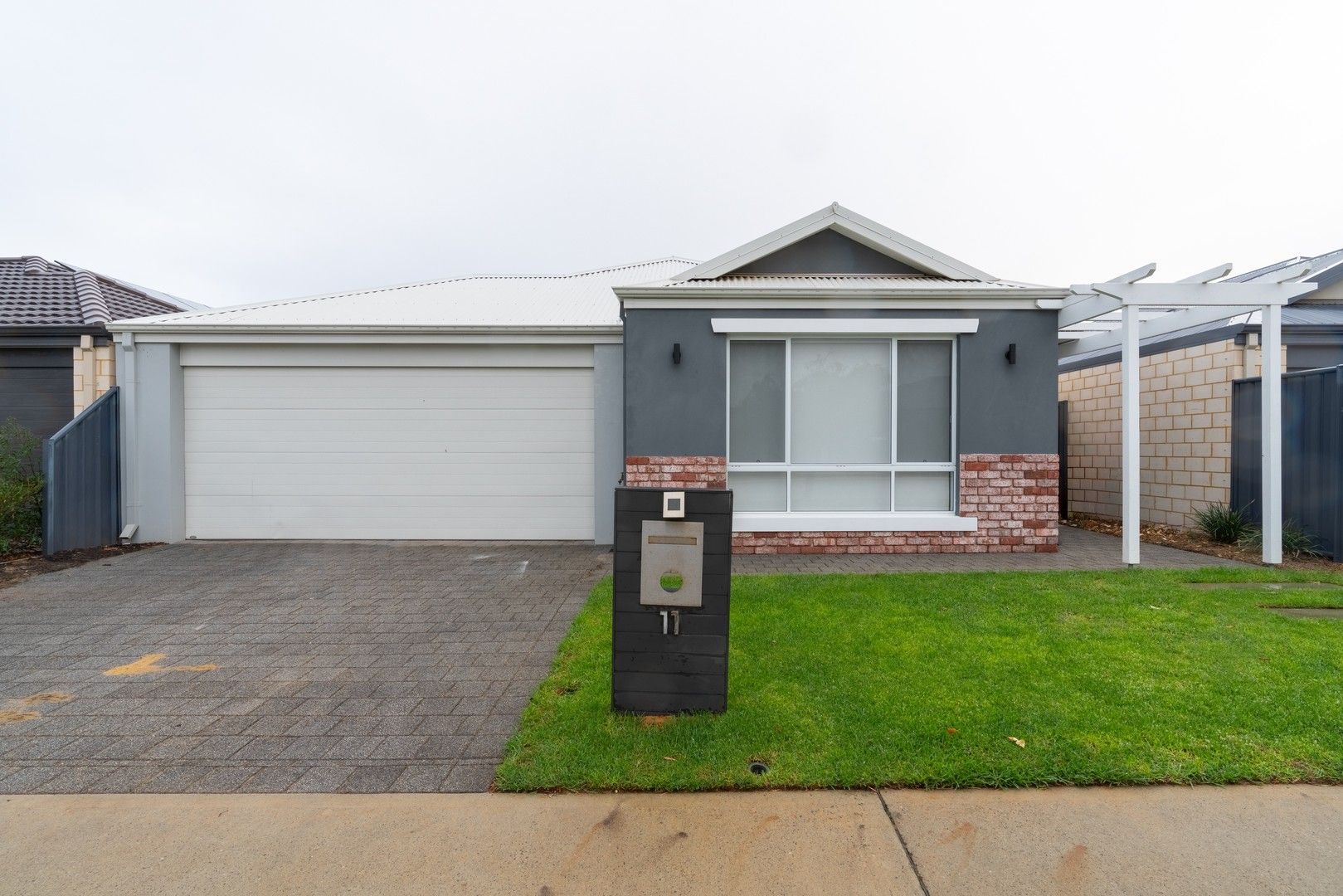 3 bedrooms House in 11 Kogarah Street BALDIVIS WA, 6171