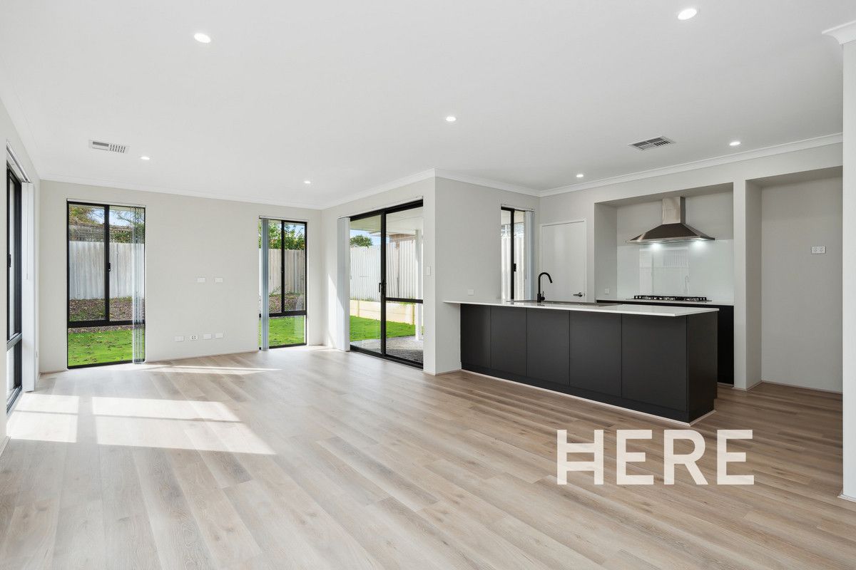 4 bedrooms House in 35B Yallambee Crescent WANNEROO WA, 6065