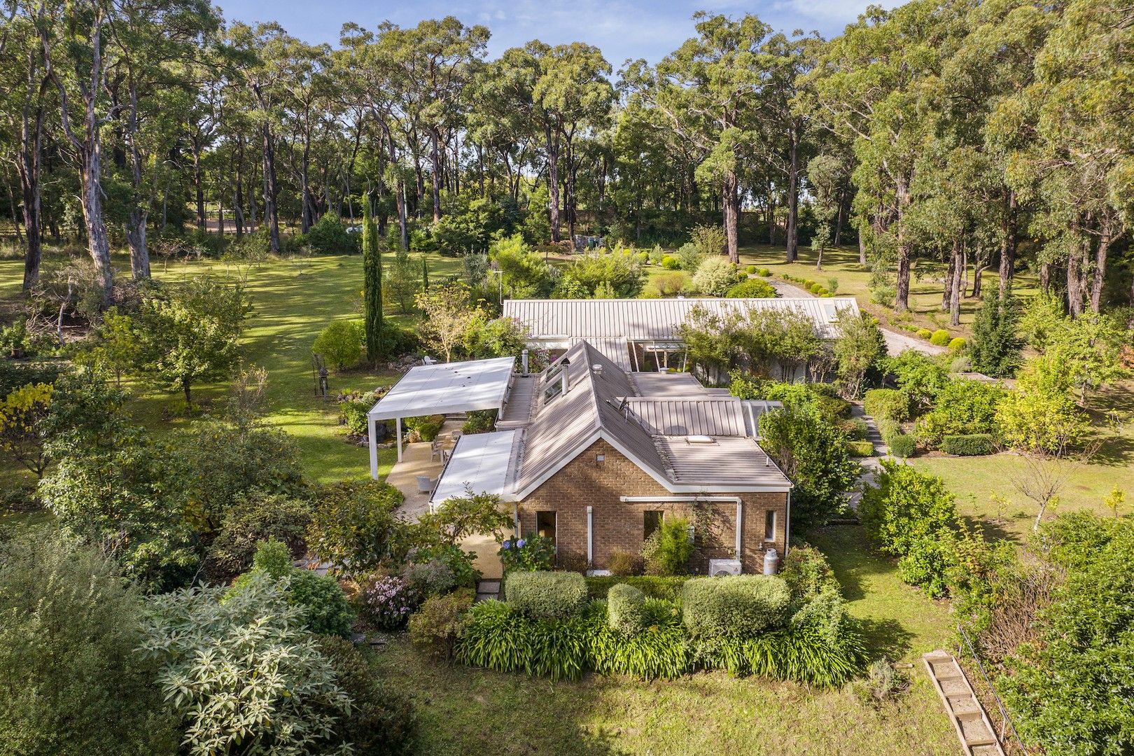 208 Point Leo Road, Red Hill South VIC 3937 Domain