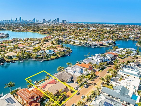 8 Montego Court, Mermaid Waters QLD 4218