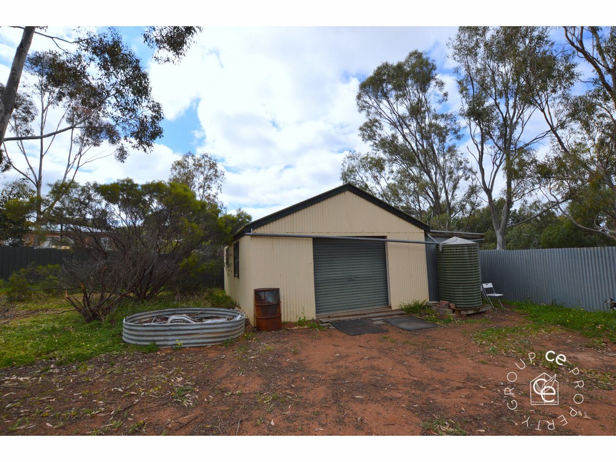 11 Church Crescent, Palmer SA 5237, Image 2