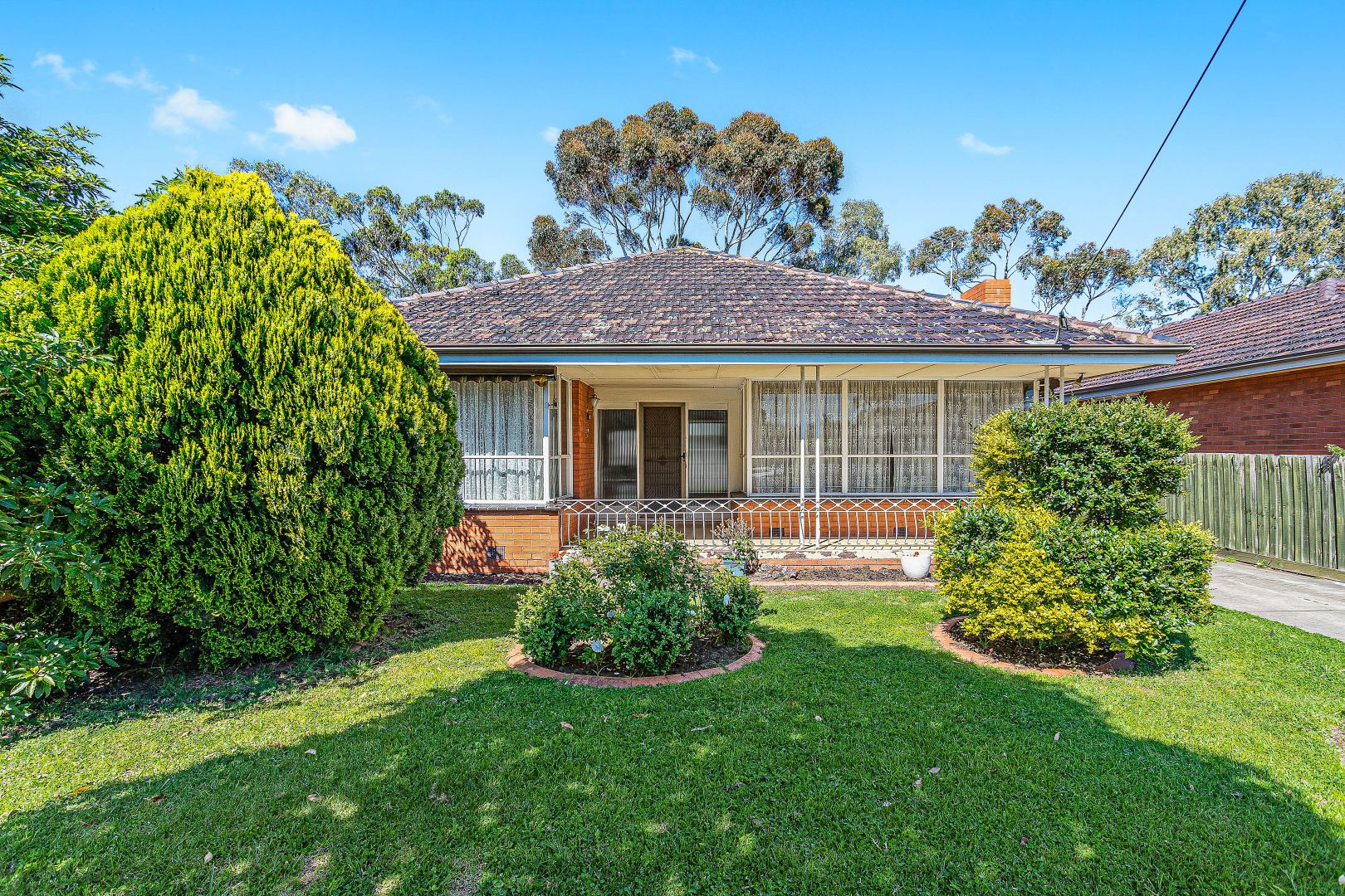 22 Noordenne Avenue, Seaholme VIC 3018, Image 2