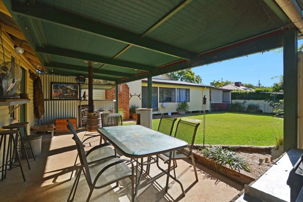 16 Rodney Street, Gunnedah NSW 2380, Image 2