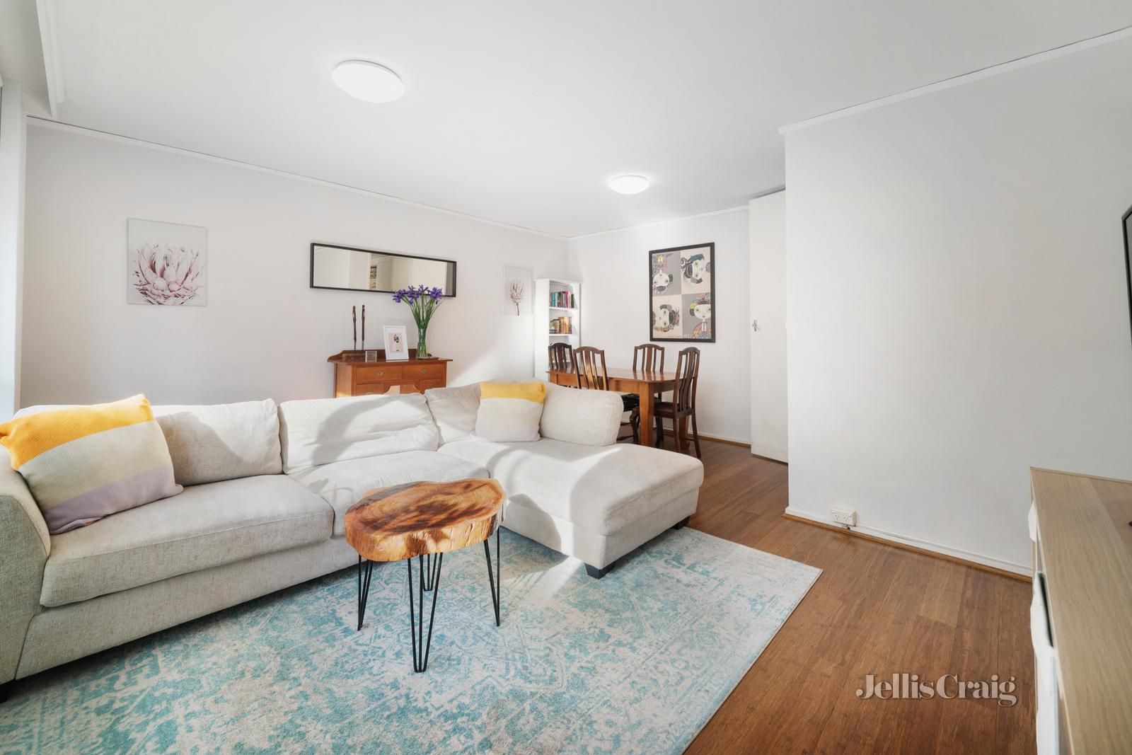 2 bedrooms Apartment / Unit / Flat in 10/494A Glenferrie Road HAWTHORN VIC, 3122