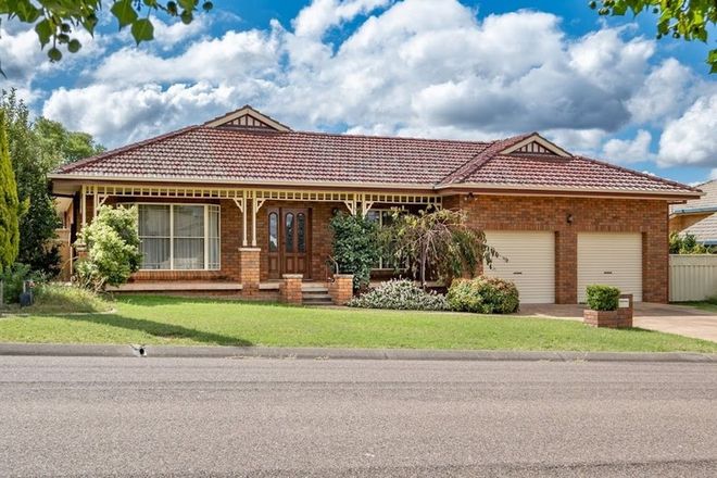 Picture of 13 Stratford Place, HILLVUE NSW 2340