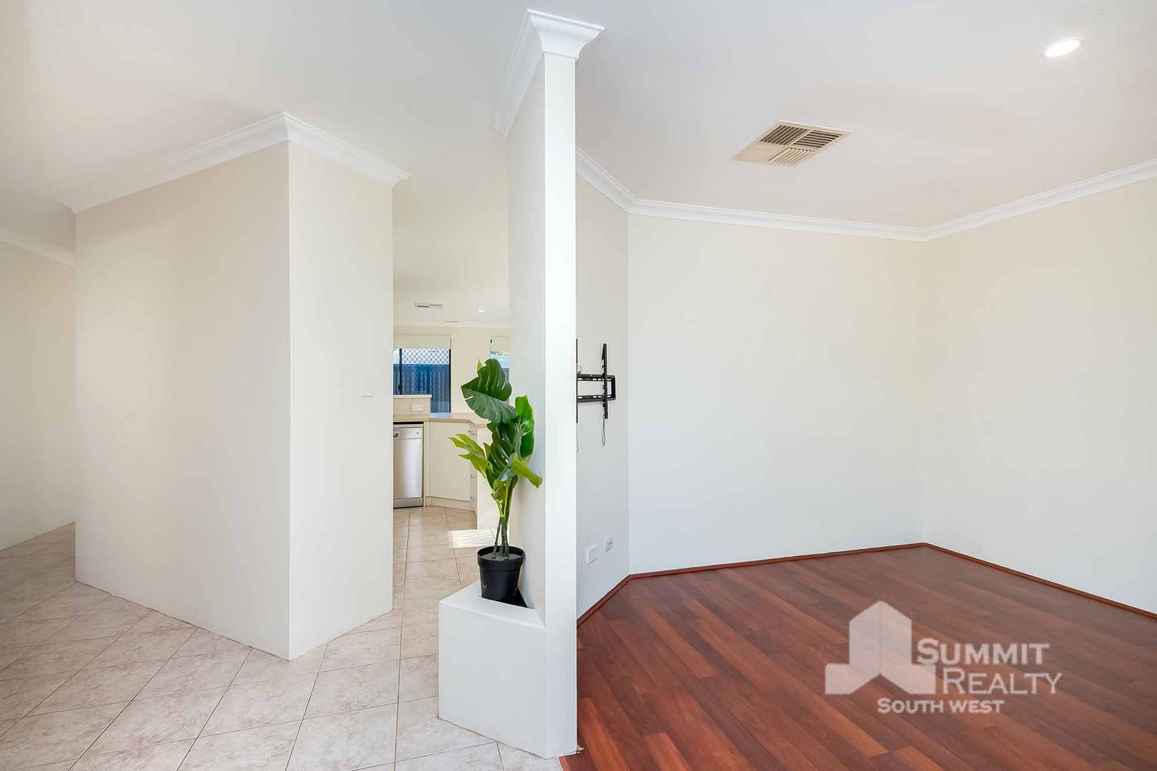 2/23 Xavier Street, Carey Park WA 6230, Image 2