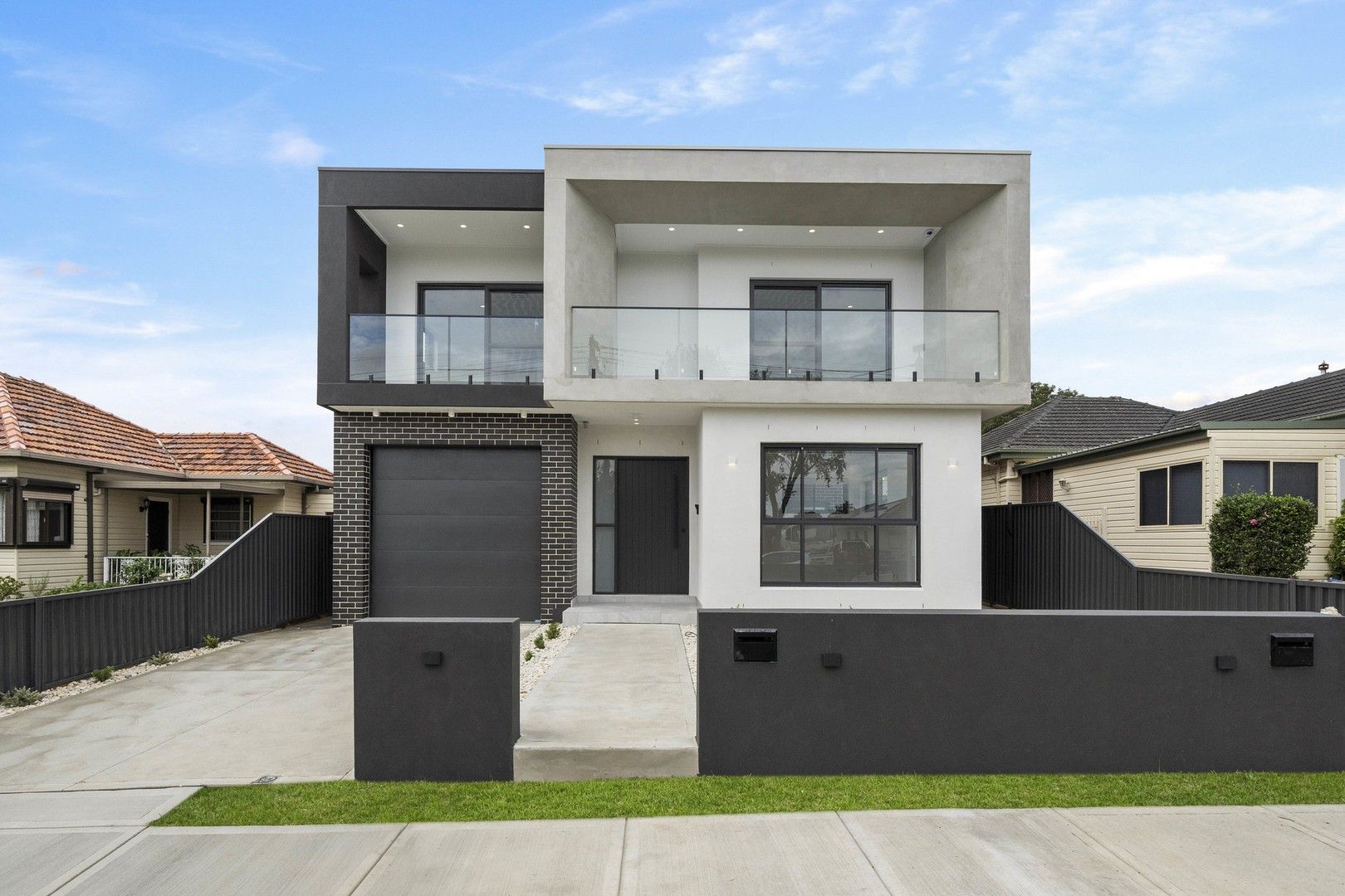 5 bedrooms House in 4 Septimus Avenue PUNCHBOWL NSW, 2196