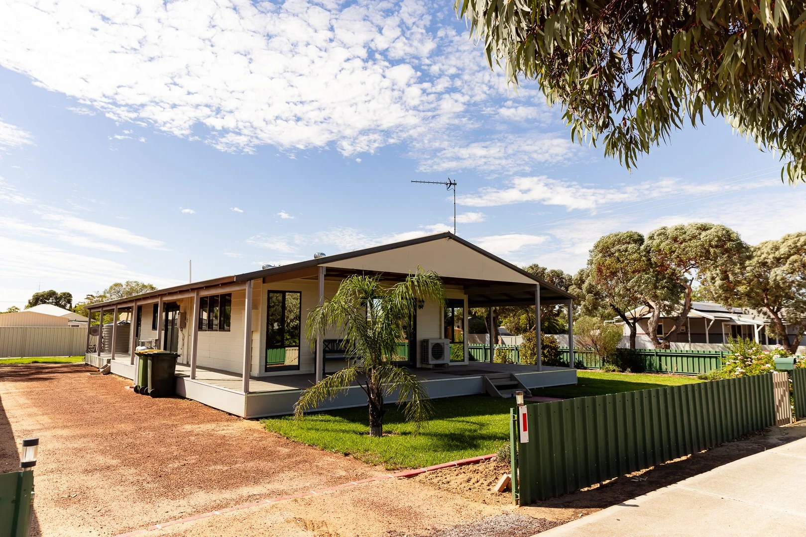 15 Westral Street, Bruce Rock WA 6418