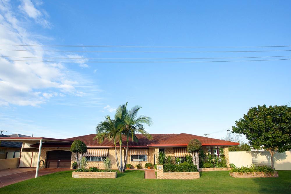 15 Robin Avenue, Paradise Point QLD 4216, Image 0