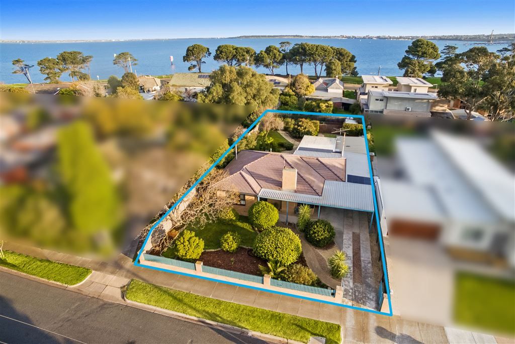 24 Pine Avenue, North Shore VIC 3214, Image 0