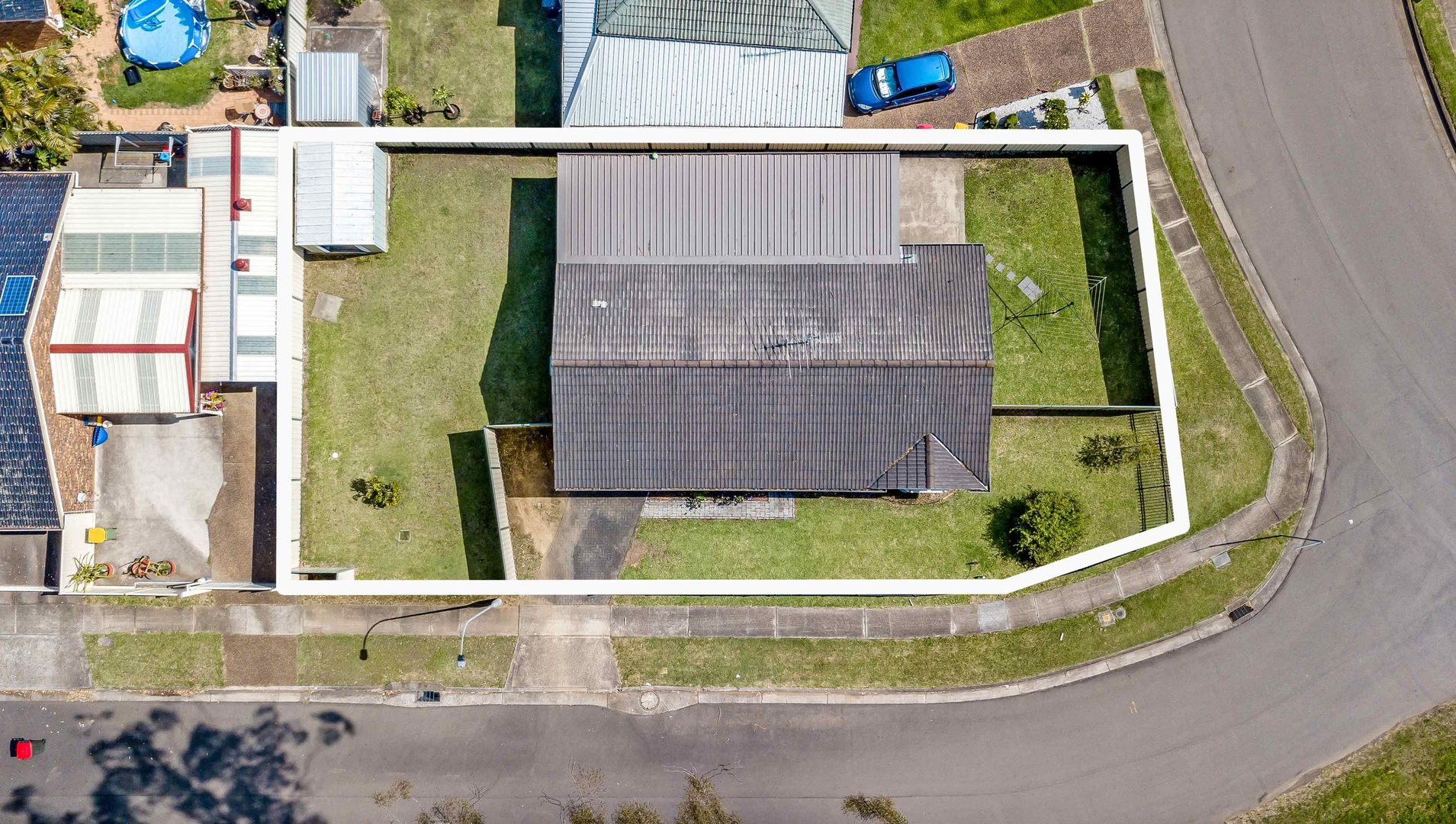 10 Kempsey Place, Bossley Park NSW 2176