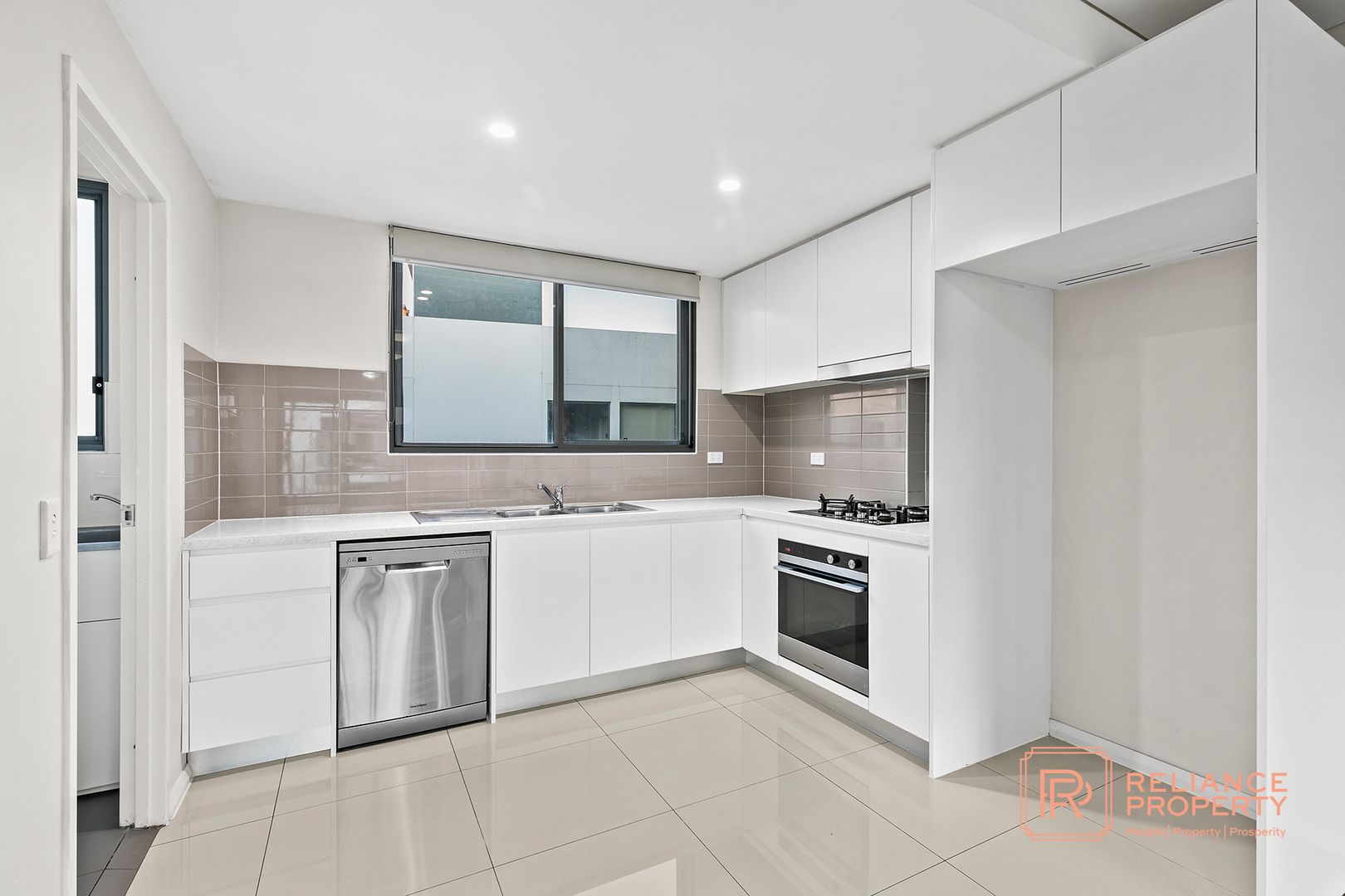 407/8 Merriville Road, Kellyville Ridge NSW 2155, Image 2