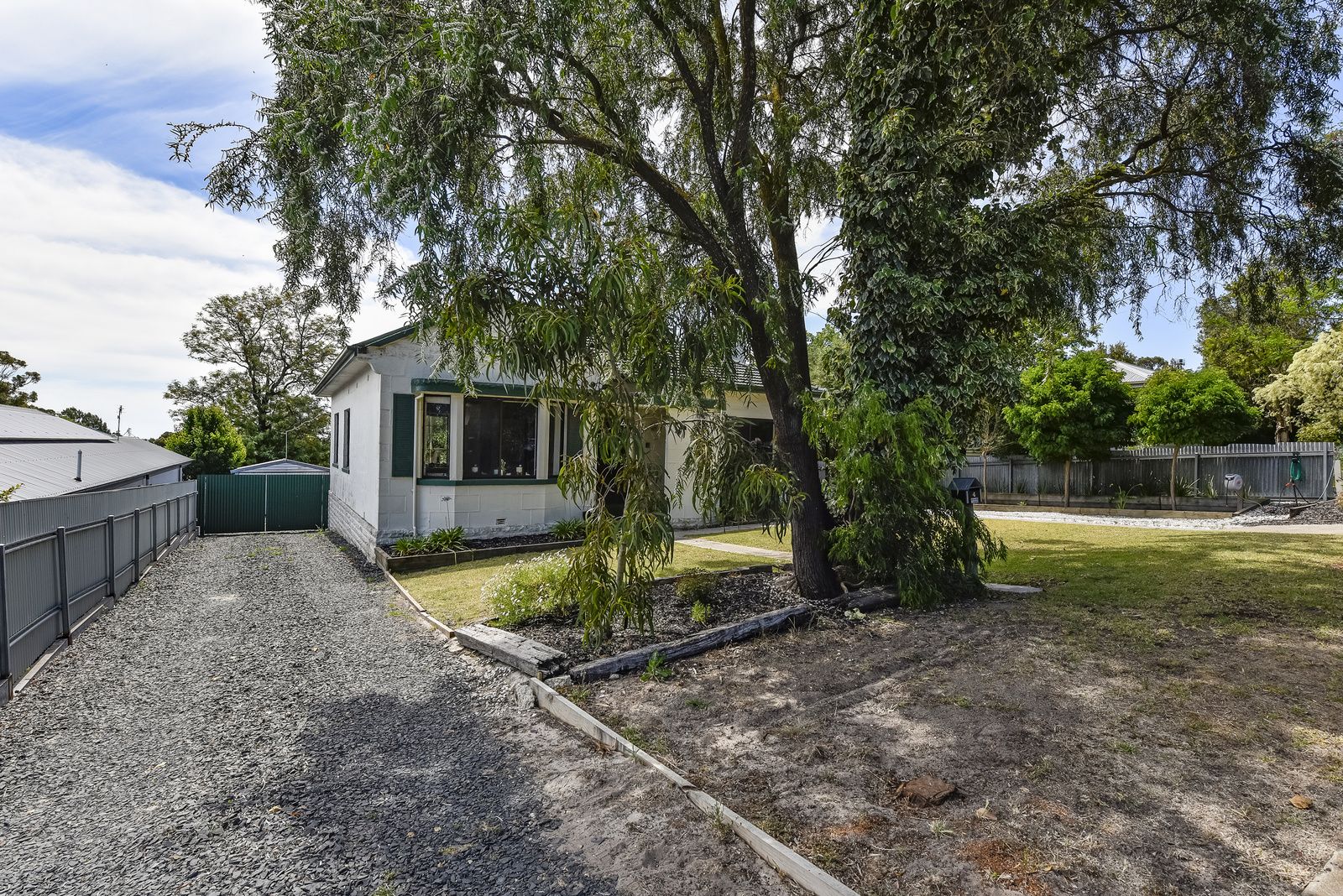 4 Strathlyn Avenue, Naracoorte SA 5271, Image 1