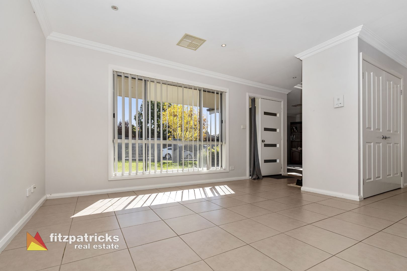 8/3 Bogong Crescent, Tatton NSW 2650, Image 2