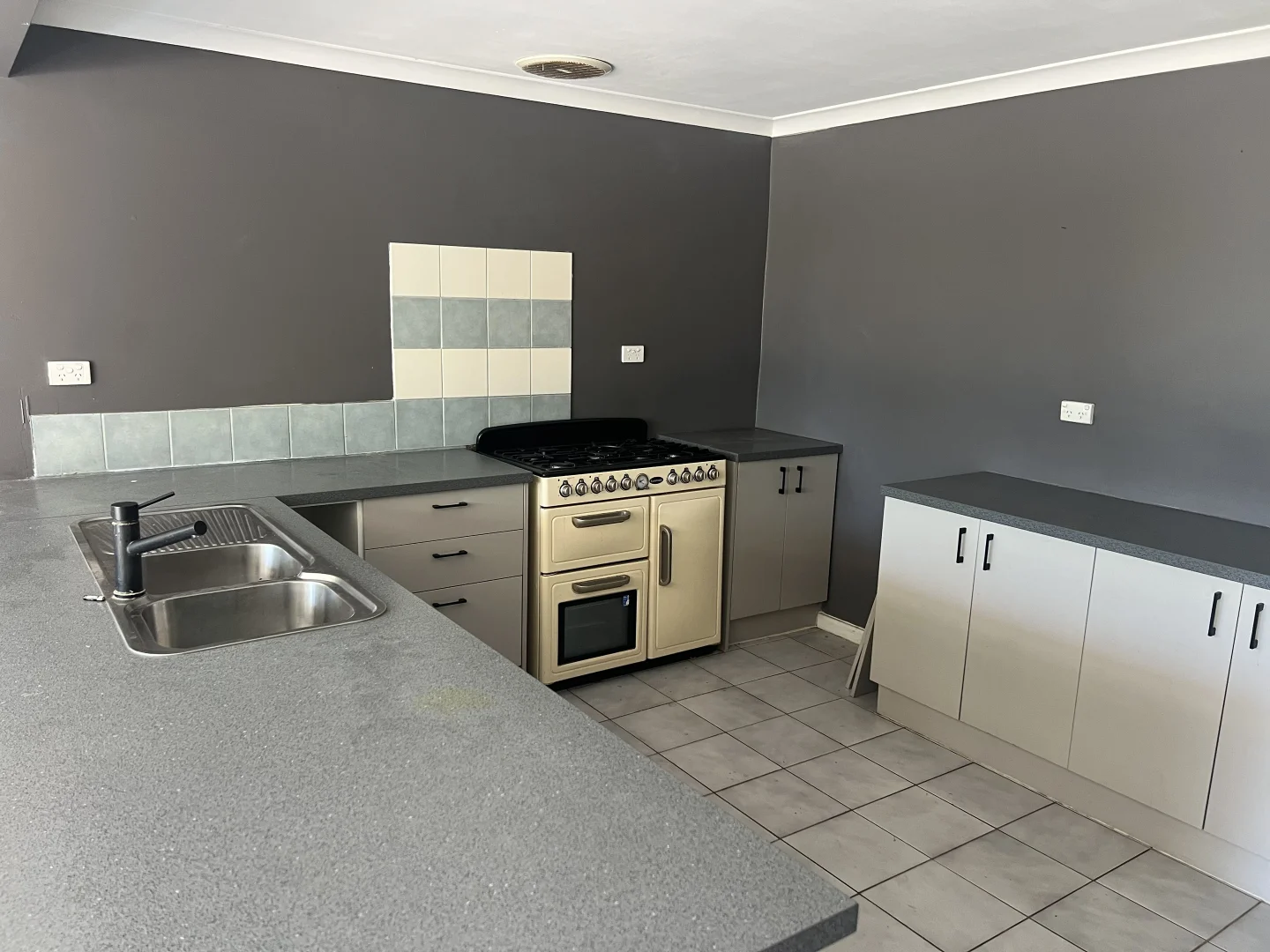 Additional image 6 of 8 Longhurst Street, Narembeen WA 6369