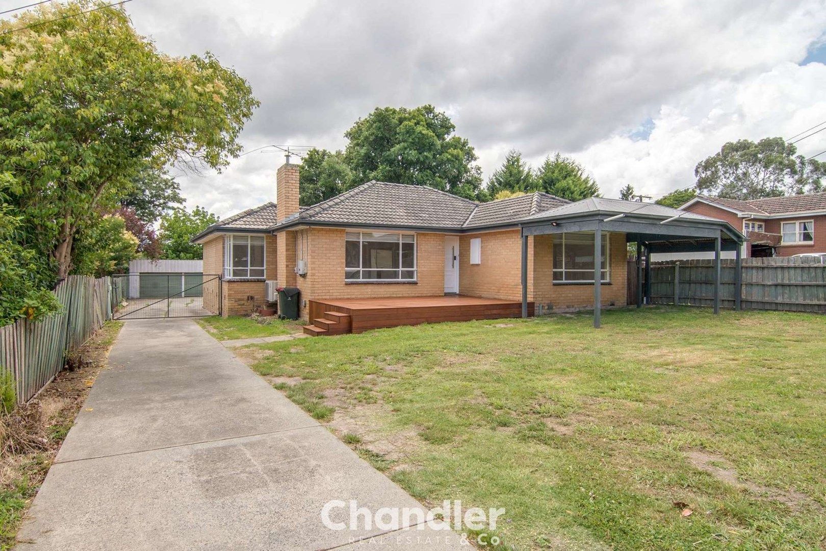 3 bedrooms House in 2 Surrey Court BAYSWATER VIC, 3153