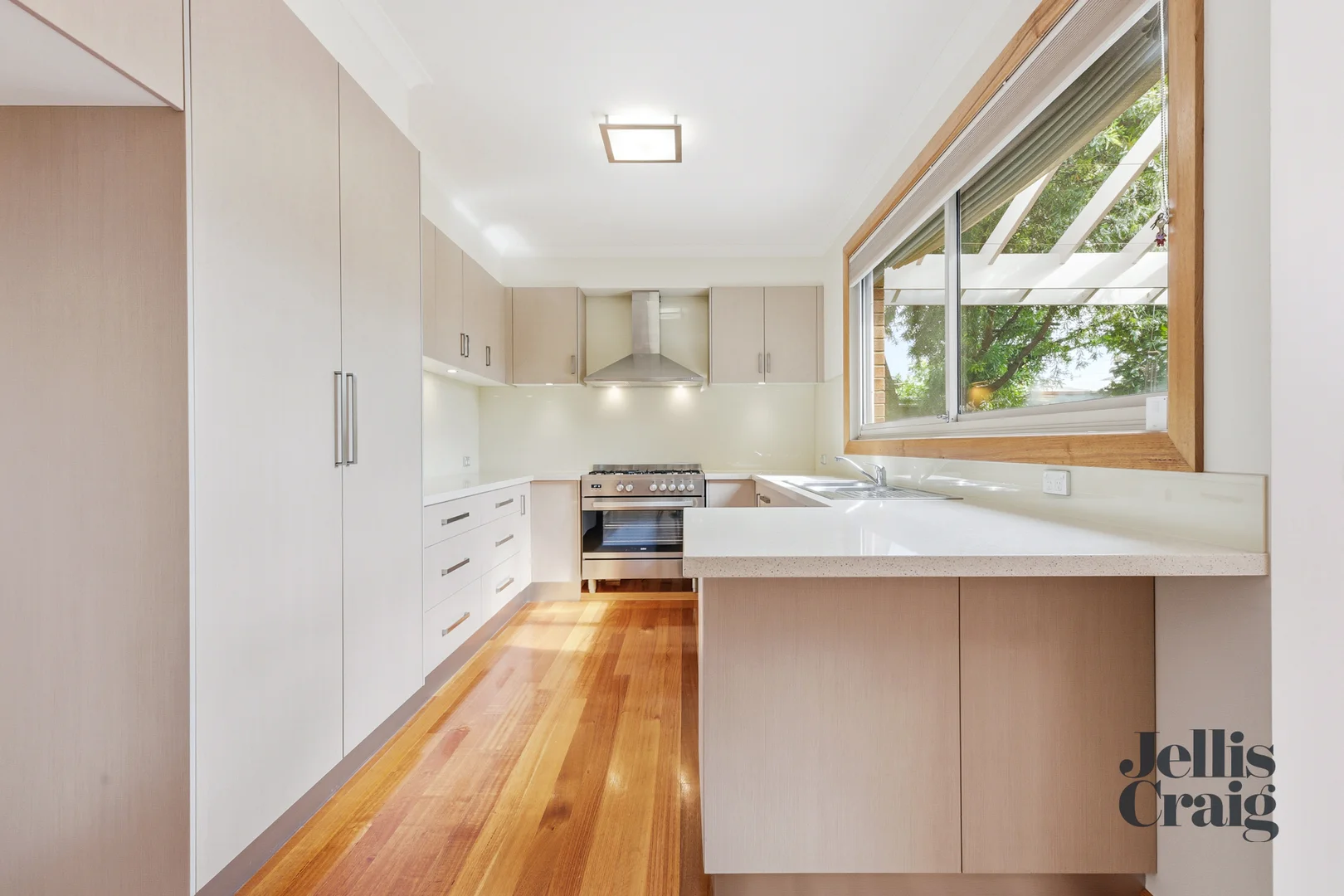 Additional image 3 of 2/28 Diosma Drive, Glen Waverley VIC 3150