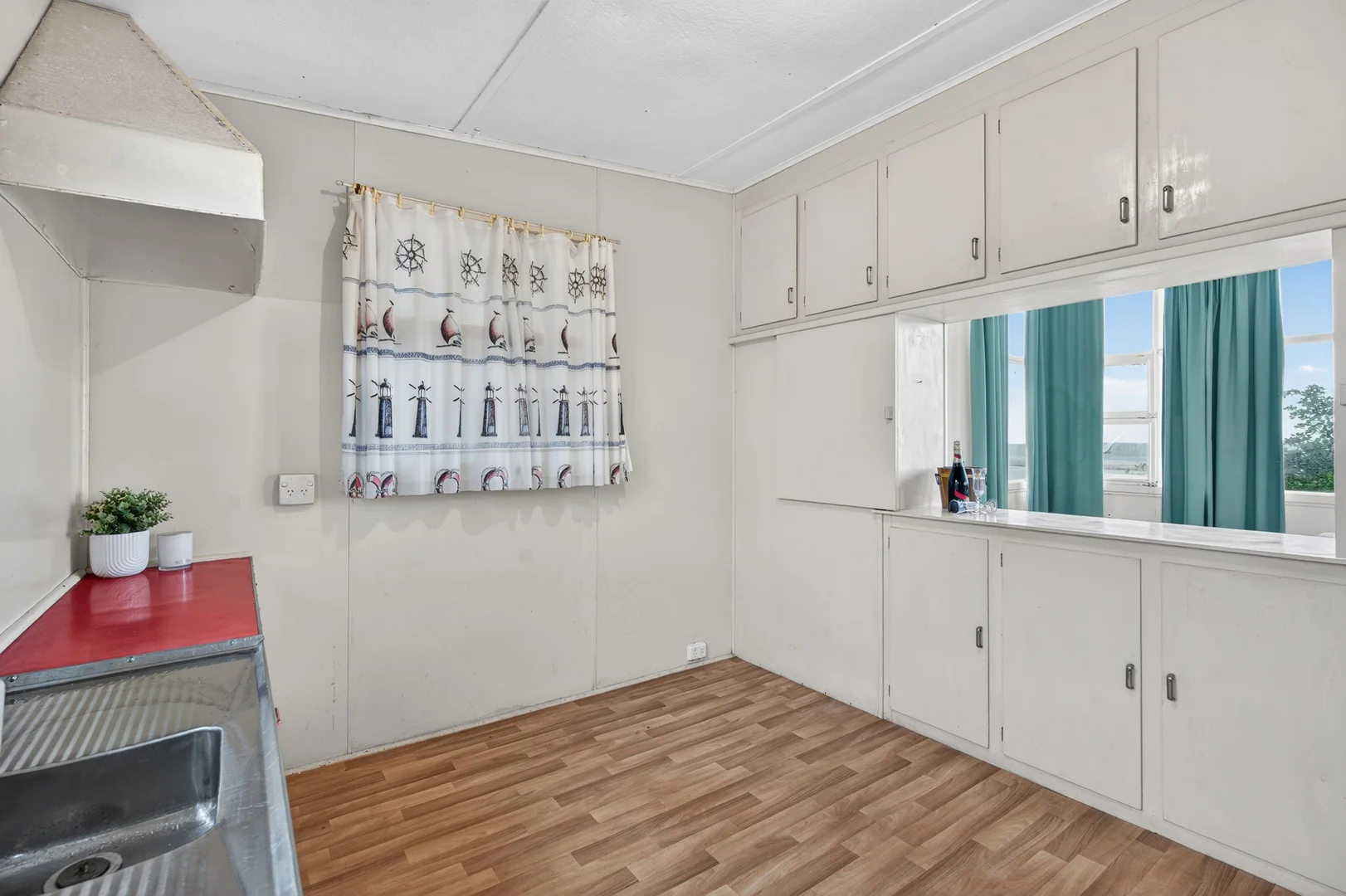 Image 19