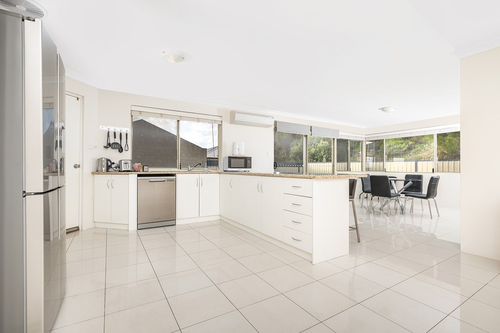 23 Bellimos Drive, Wandina WA 6530, Image 1