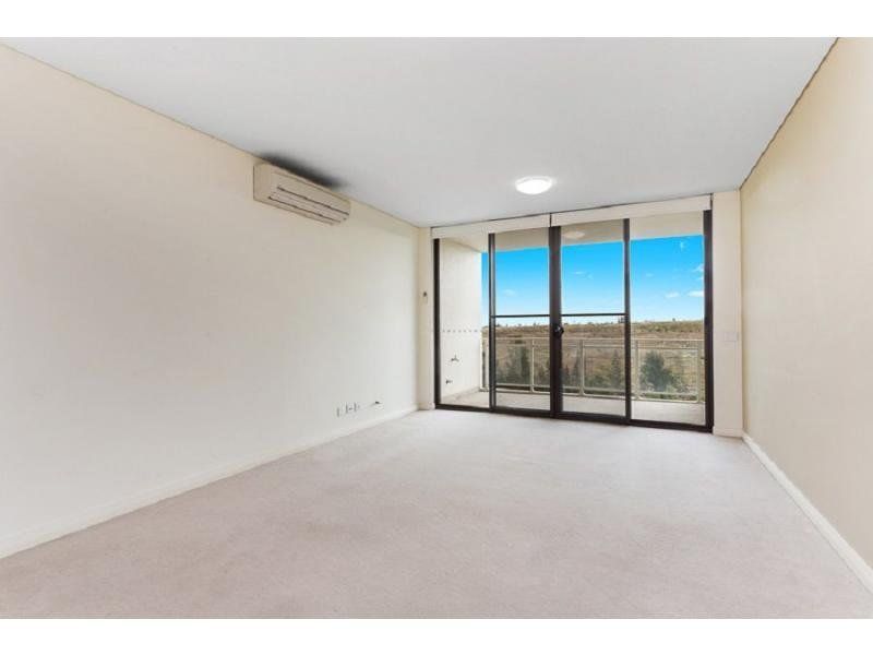 708/27 Hill Road, Wentworth Point NSW 2127, Image 1