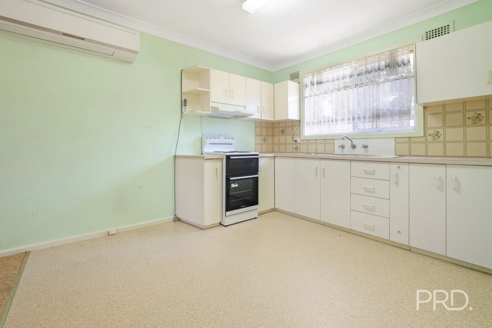 Additional image 7 of 2/247 Goonoo Goonoo Road, Tamworth NSW 2340