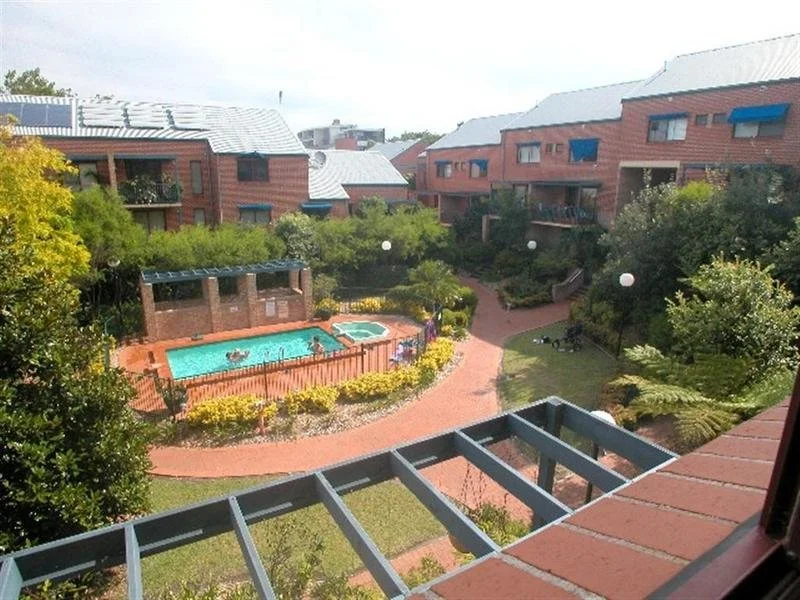 Additional image 2 of 2/80 Kellick Street, Waterloo NSW 2017