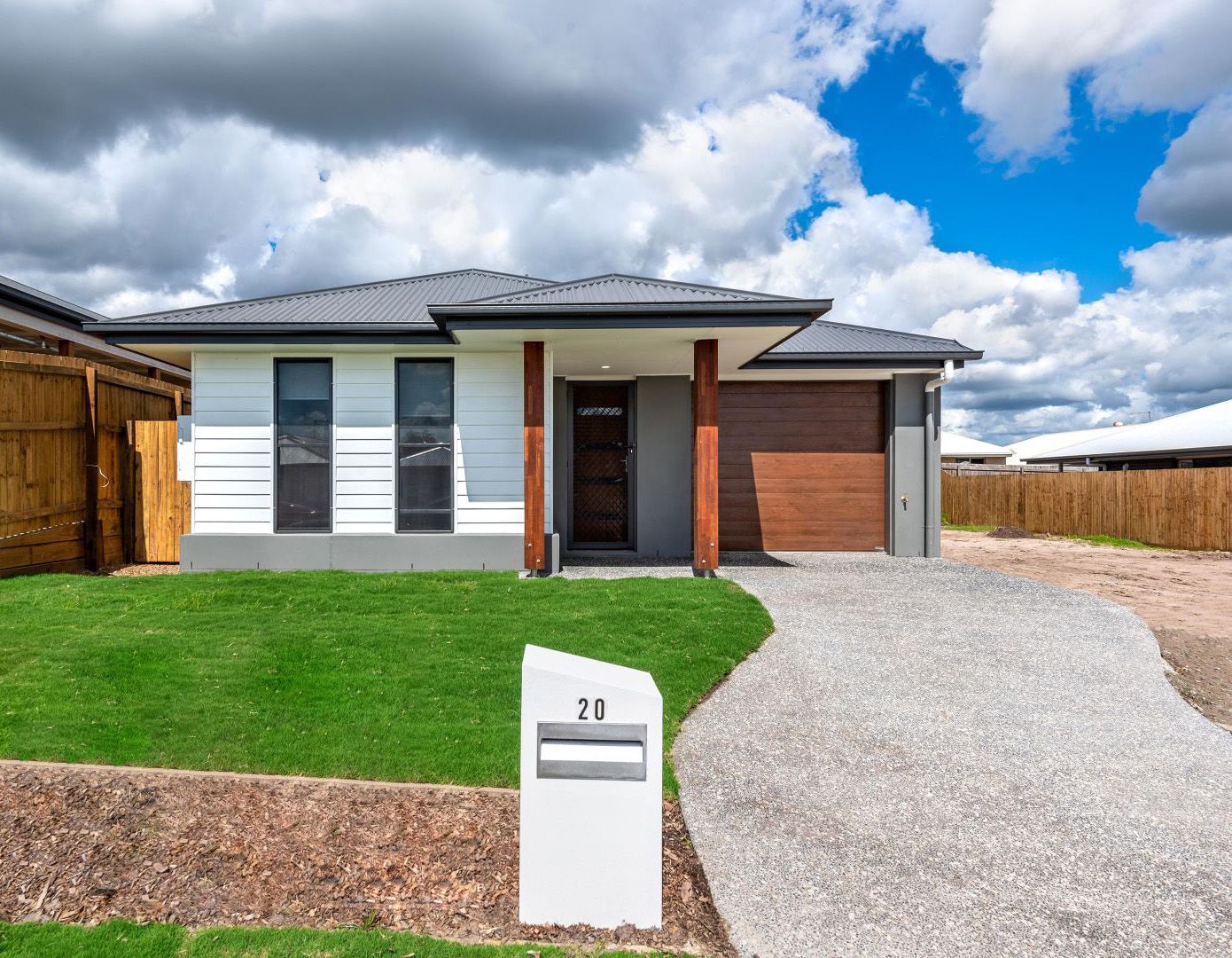 4 bedrooms House in 20 Jack Street MORAYFIELD QLD, 4506