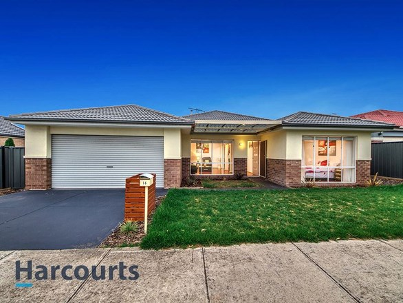 16 Stirling Drive, Derrimut VIC 3026