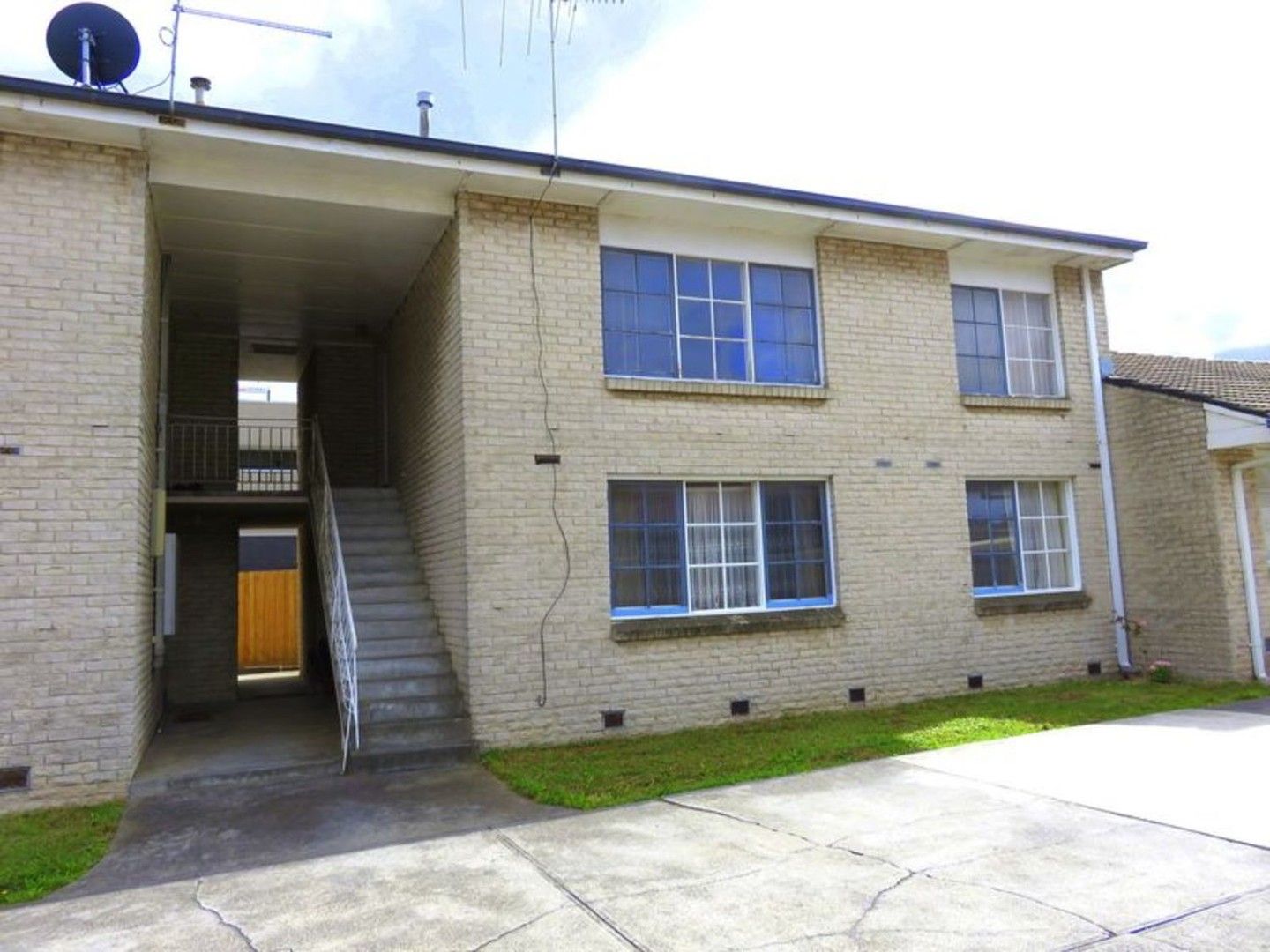 2 bedrooms Apartment / Unit / Flat in 6/160 Cumberland Road PASCOE VALE VIC, 3044