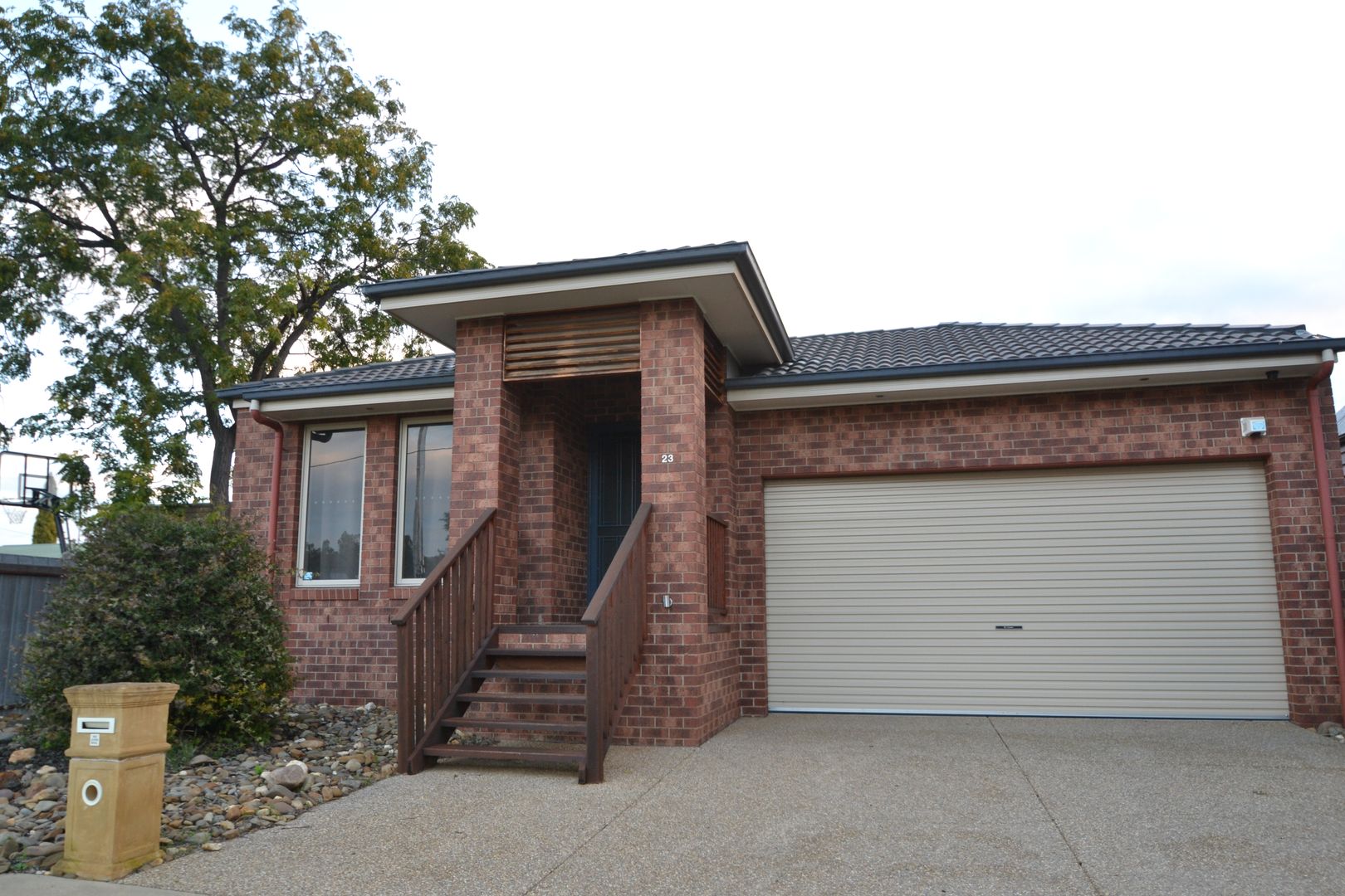 23 Moama Street Echuca Vic 3564 Townhouse For Rent 385 Domain