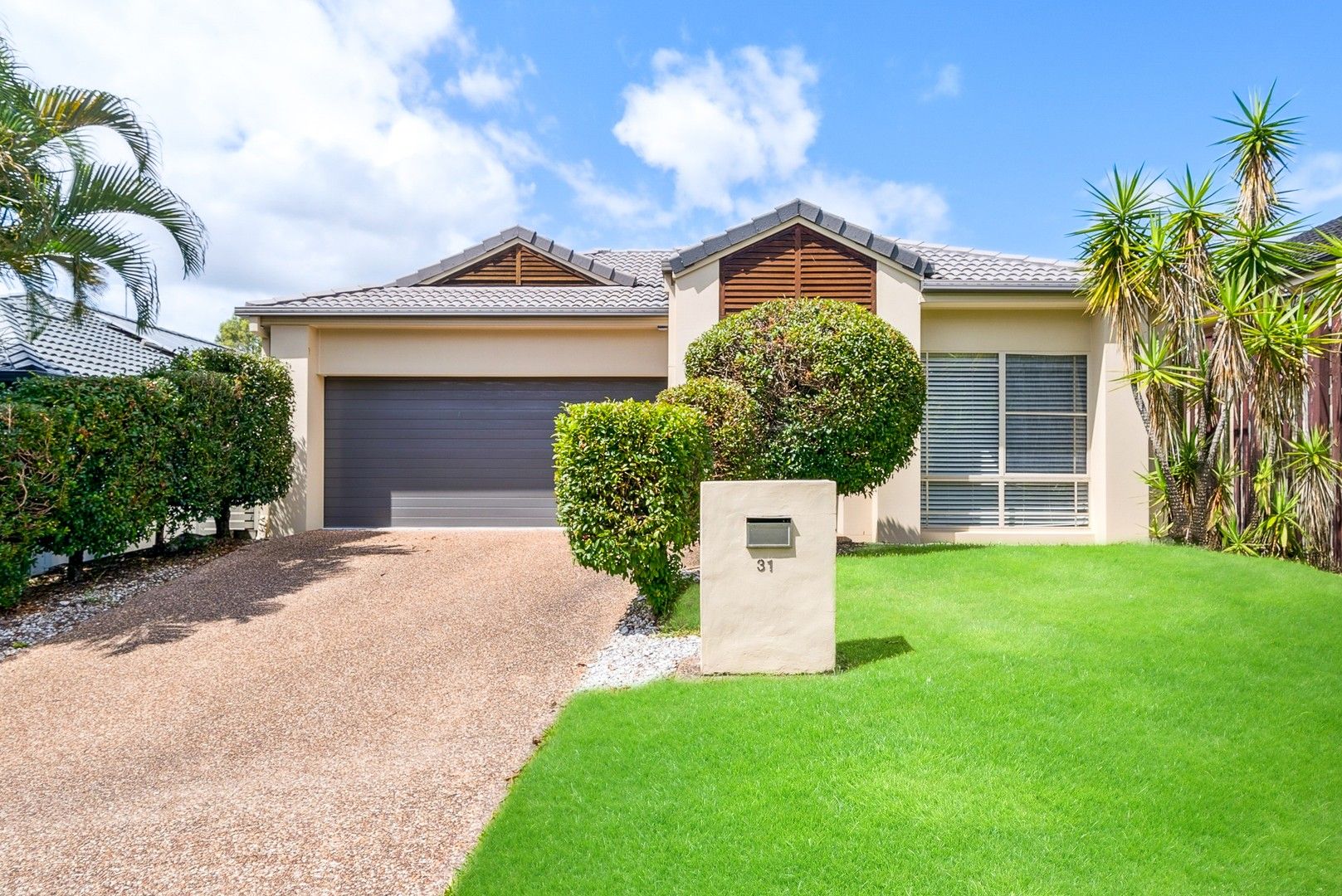 4 bedrooms House in 31 Campelles Avenue VARSITY LAKES QLD, 4227