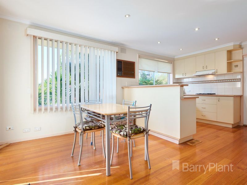 5 Lyndale Court, Dandenong North VIC 3175, Image 2