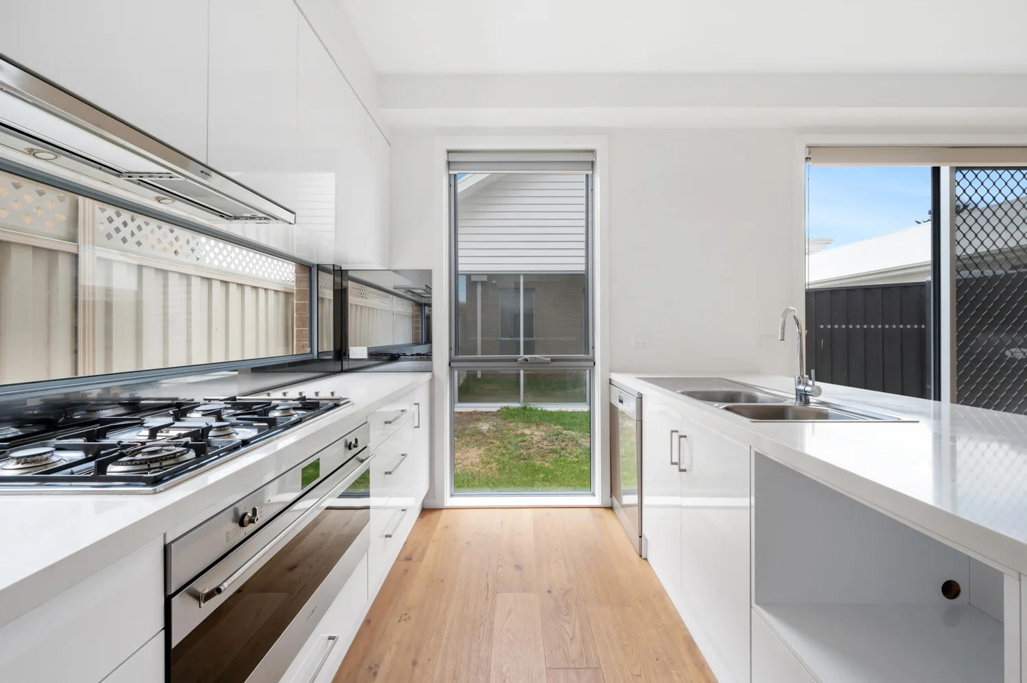 Additional image 4 of 2/66 Blenheim Road, Newport VIC 3015