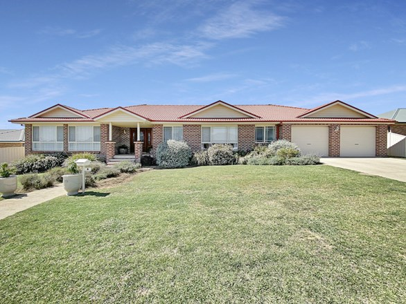 6 Riverview Place, Goulburn NSW 2580