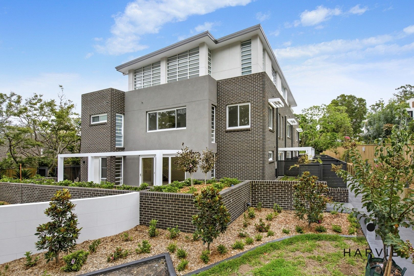 3 bedrooms Townhouse in 7/7 Avon Road PYMBLE NSW, 2073