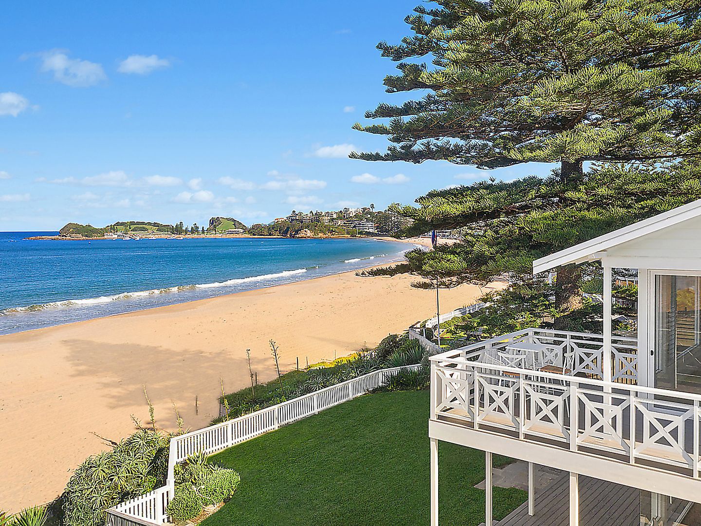 11 Pacific Street, Wamberal NSW 2260