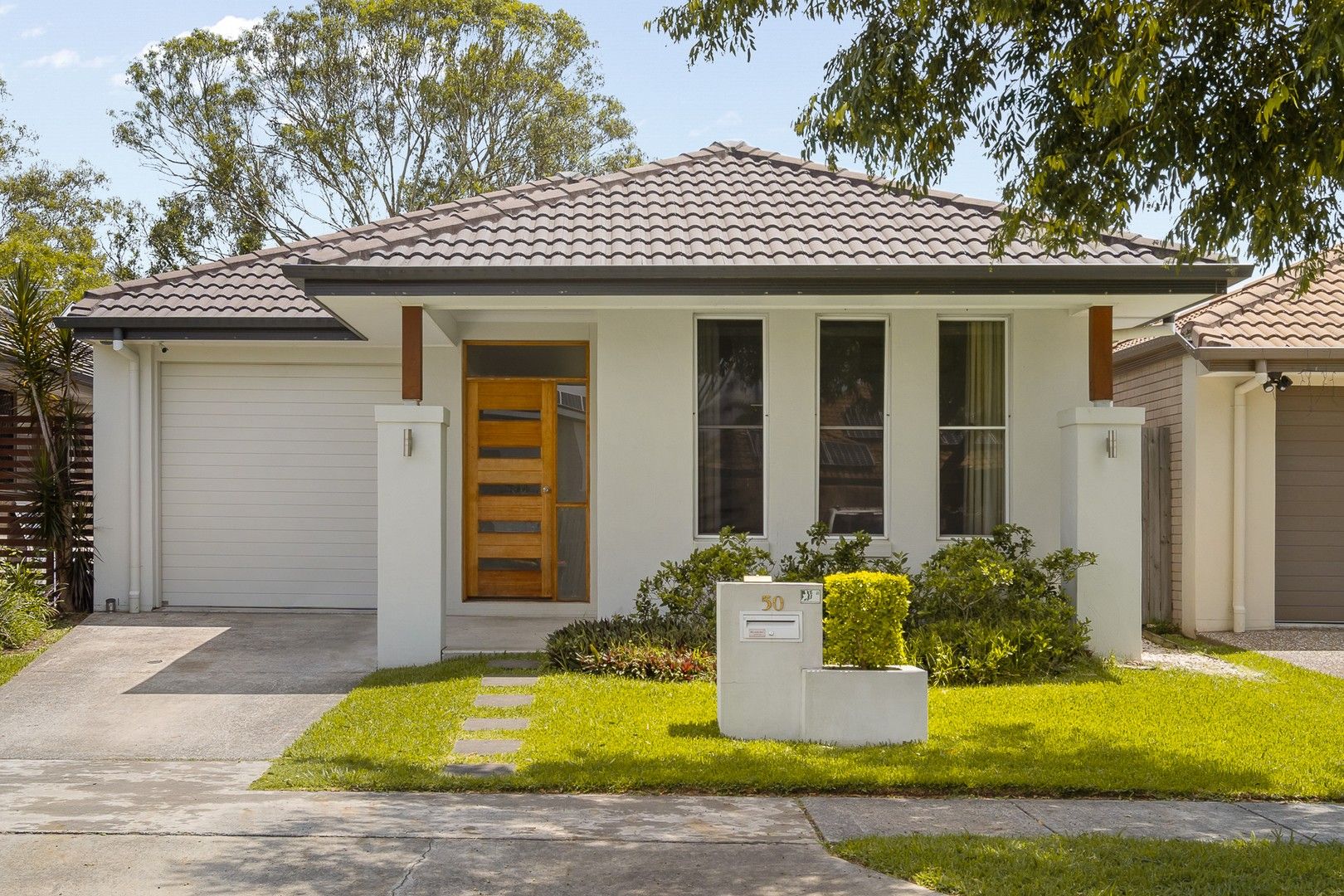 3 bedrooms House in 50 Somerset Drive CARSELDINE QLD, 4034