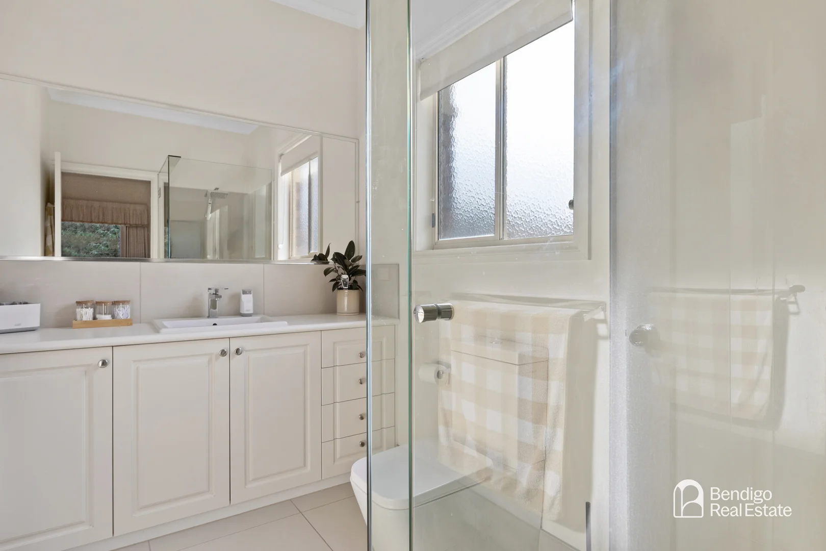 Additional image 11 of 2 Chelsea Boulevard, Strathdale VIC 3550