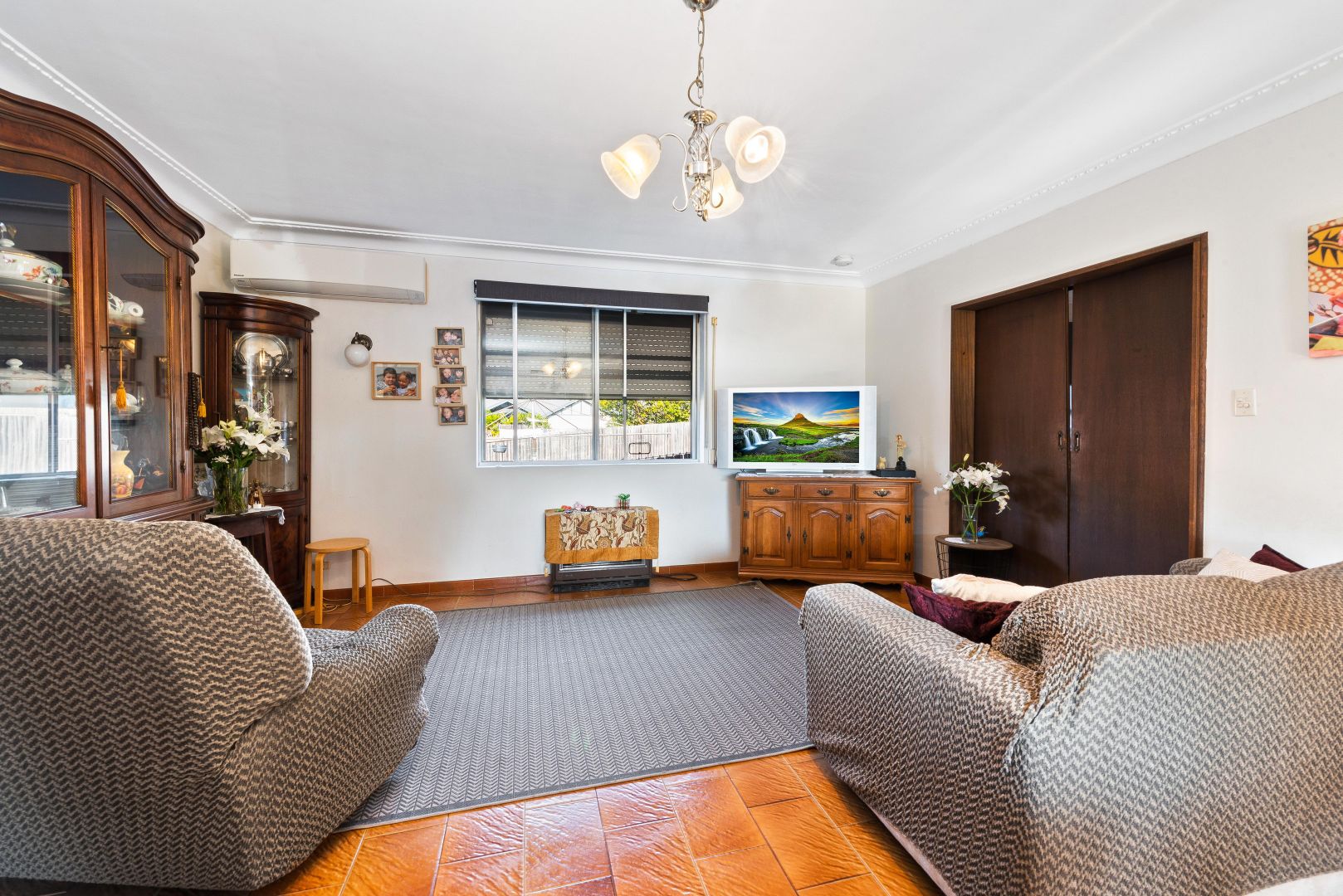 11 Higginbotham Road, Gladesville NSW 2111, Image 2