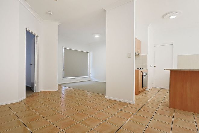 7/7 Wooraka Street Rochedale South 4123 - Image 3