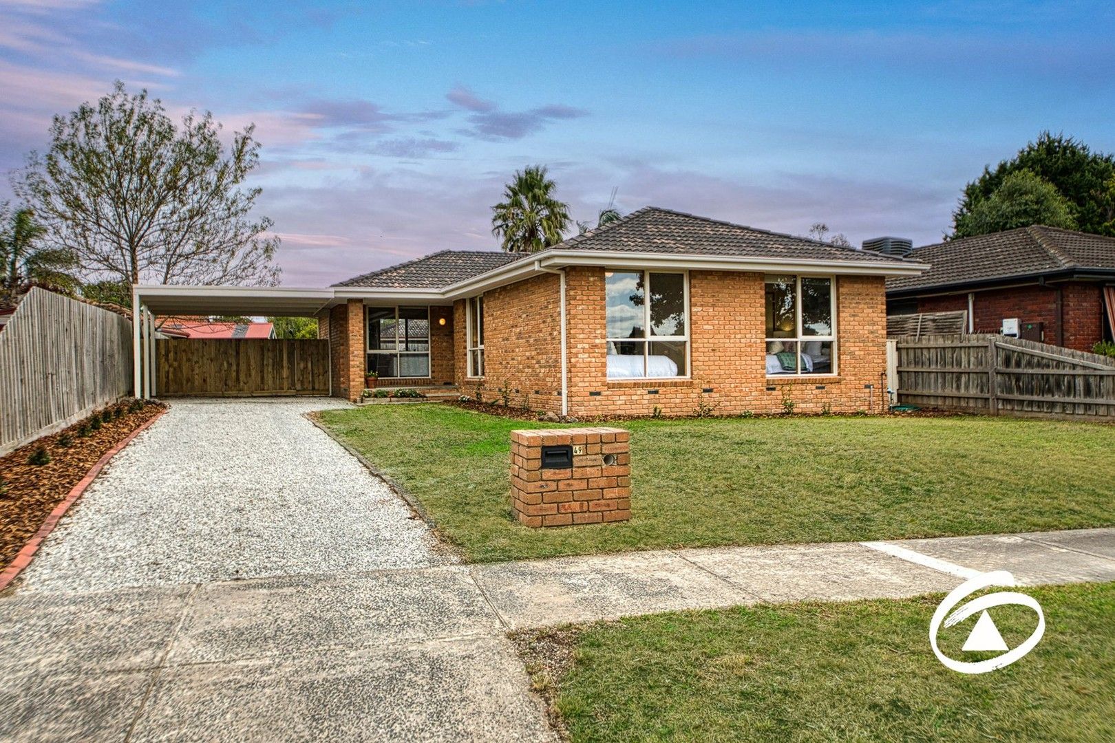 3 bedrooms House in 49 Fleetwood Drive NARRE WARREN VIC, 3805