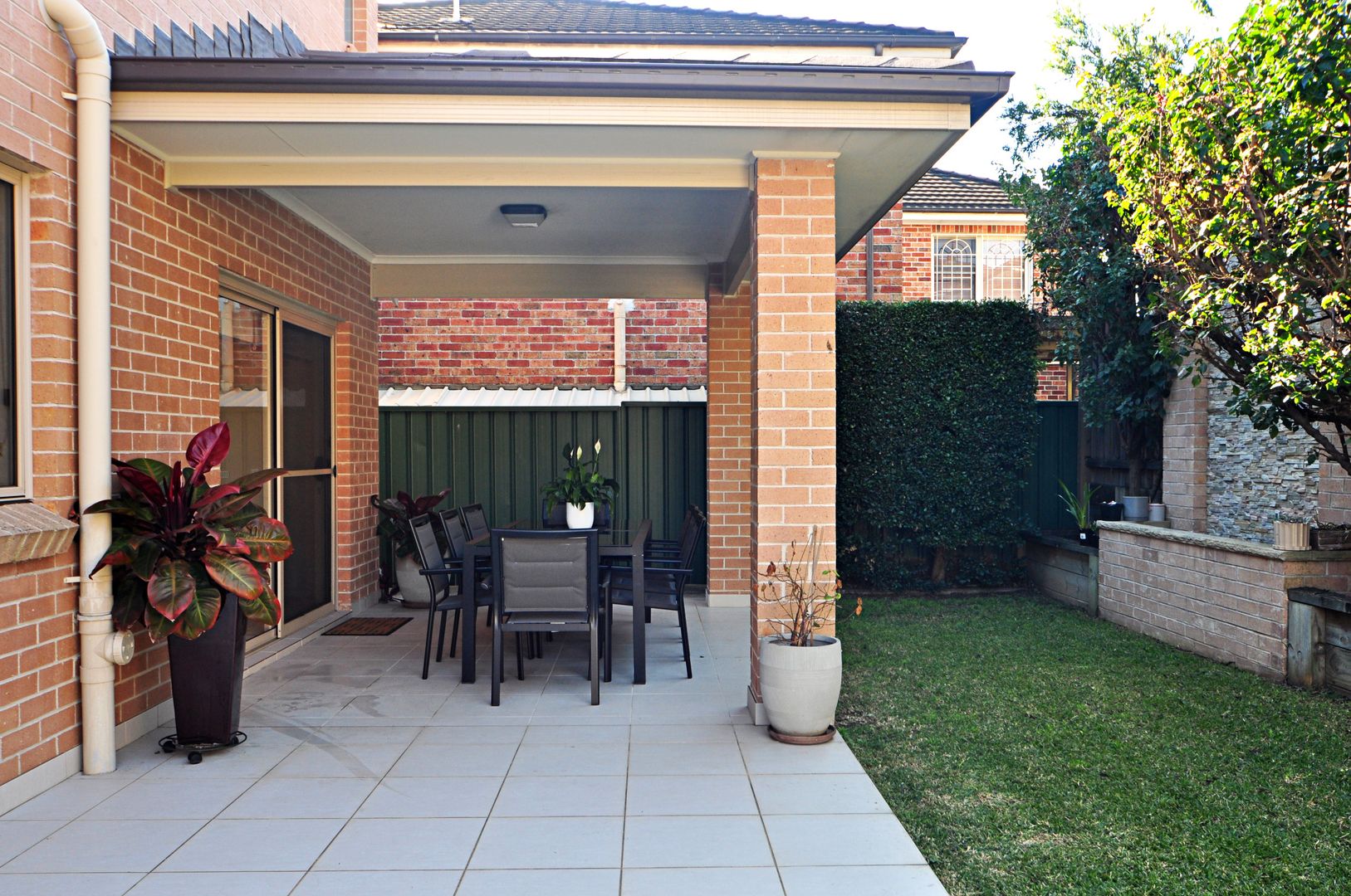 8 Mons Street, Canterbury NSW 2193, Image 2