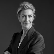Nicole Gleeson, Sales representative