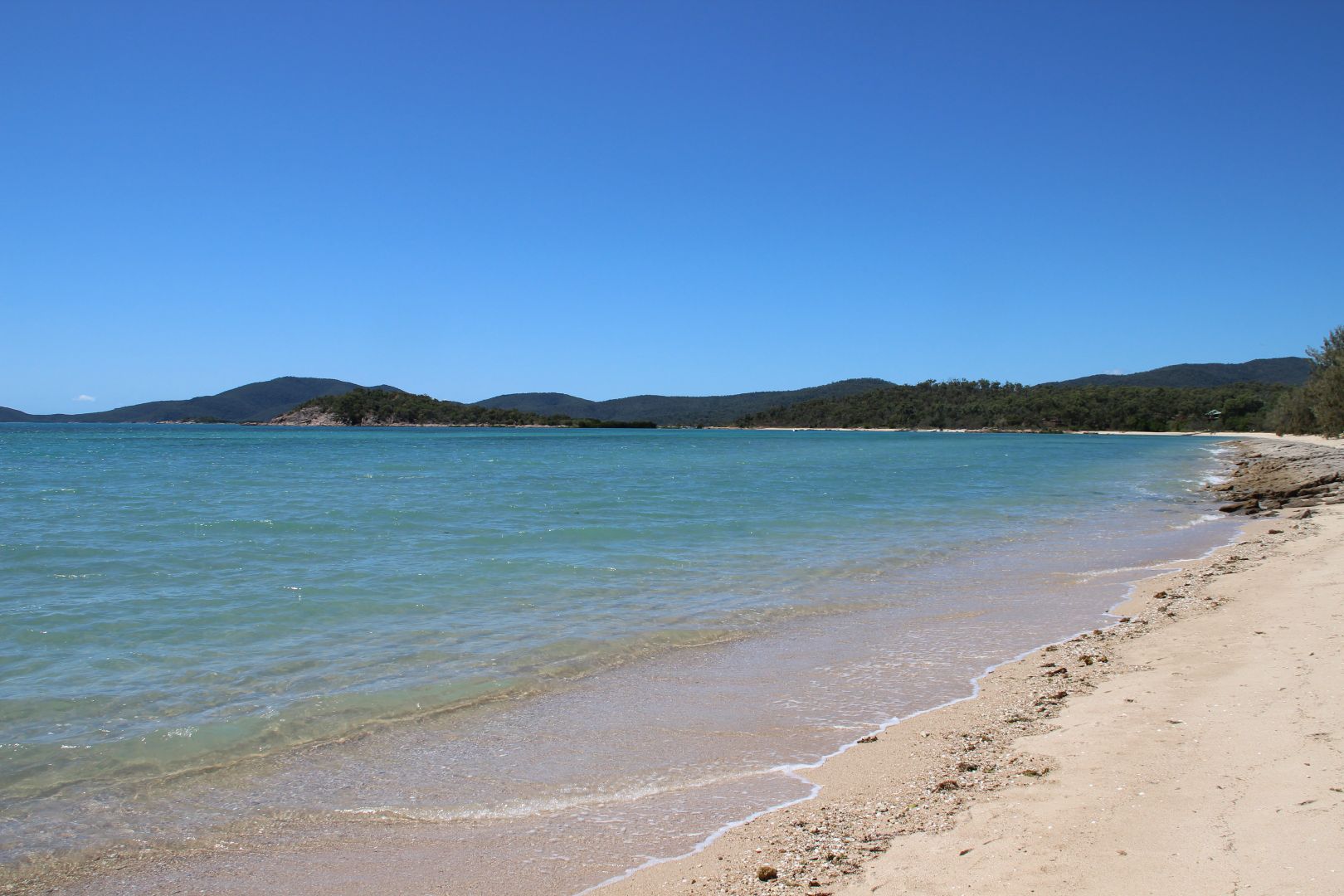 24 Rattray Ave, Hideaway Bay QLD 4800, Image 2